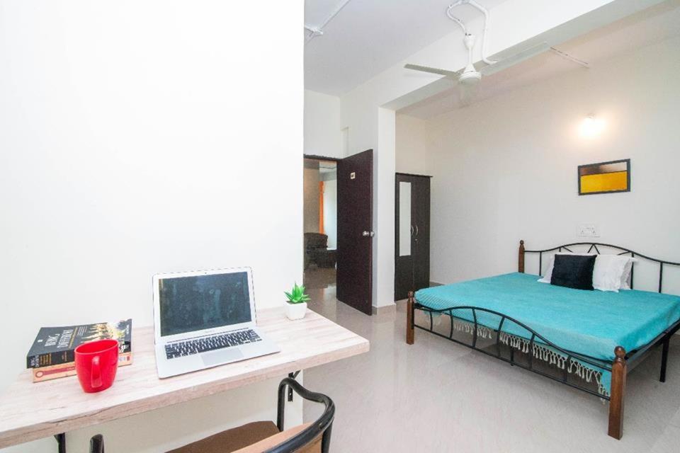 Buzz Quarter Hotel Hyderabad Exterior photo